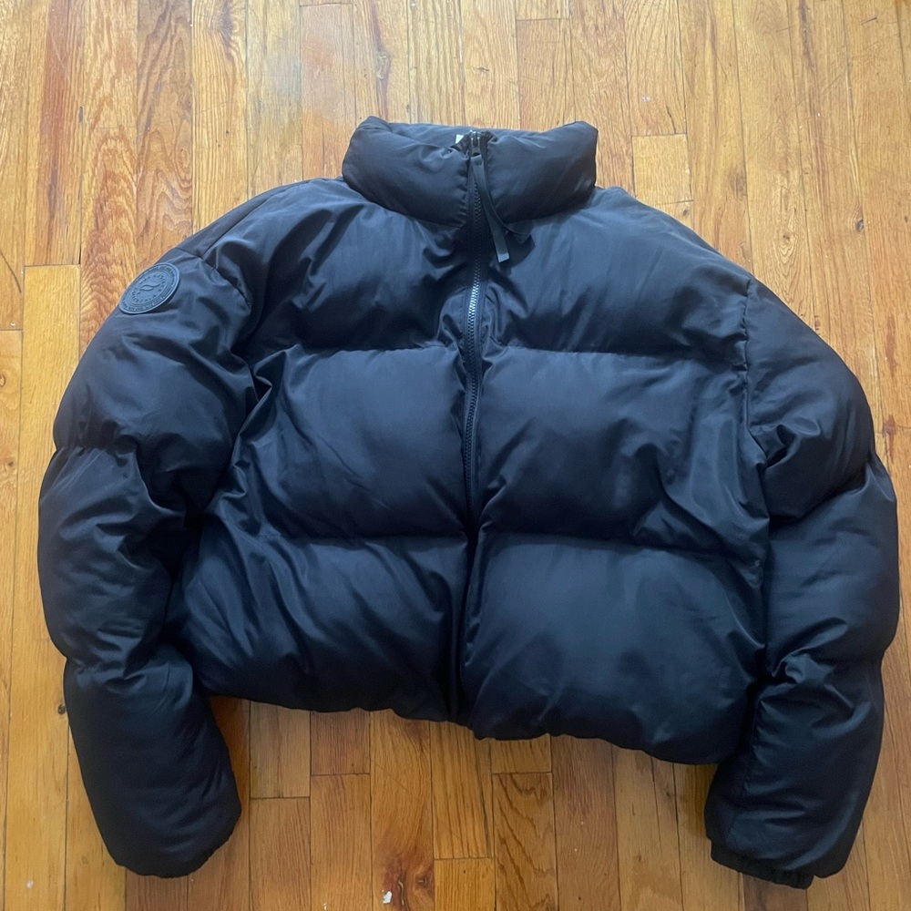 Fabletics cropped puffer